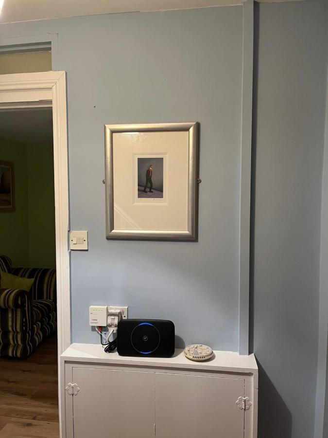 11 Parkmore Street, Ormeau Road, Belfast, Bt7 2Gt, 2 Bedroom House Exteriör bild